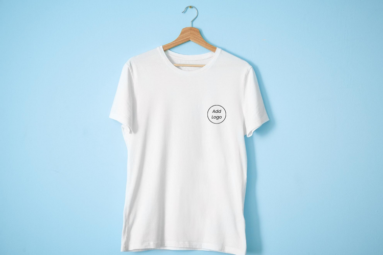 Screen Printing vs Embroidery – Which Is Better for Custom Apparel?